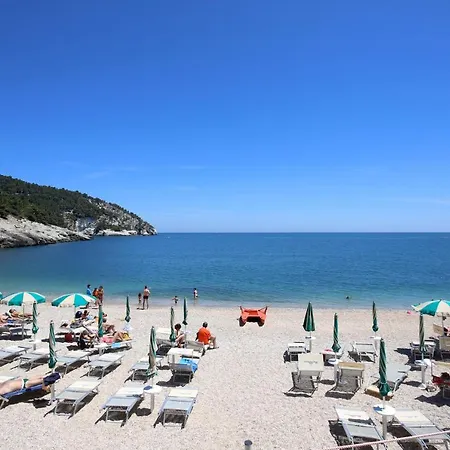 Belvedere 2* Pugnochiuso