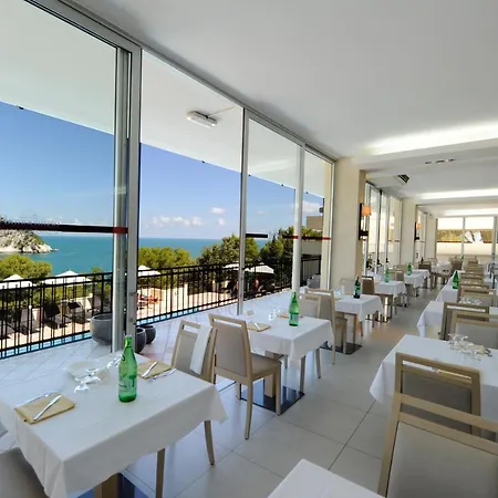 Aparthotel Belvedere Pugnochiuso