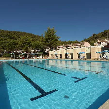 Belvedere Ξενοδοχείο με διαμερίσματα 2*