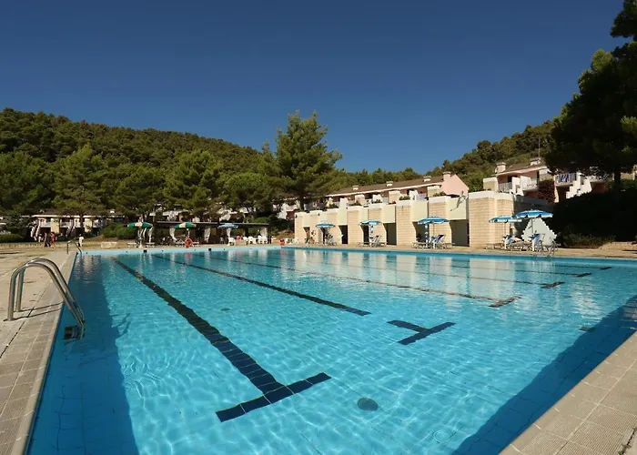 Belvedere Aparthotel 2*
